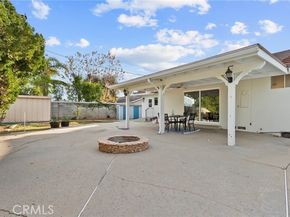 10000 Amestoy Avenue, Northridge (los Angeles) CA 91325