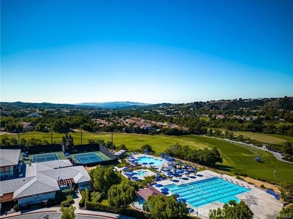 53 Bogey Lane, Laguna Hills CA 92679