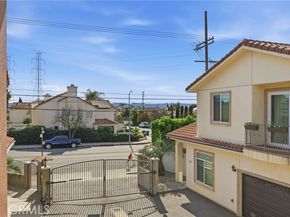 7608 Ani Way, North Hollywood (los Angeles) CA 91605