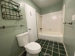 7738 Via Napoli 50, Burbank CA 91504