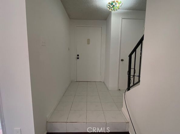 7738 Via Napoli 50, Burbank CA 91504