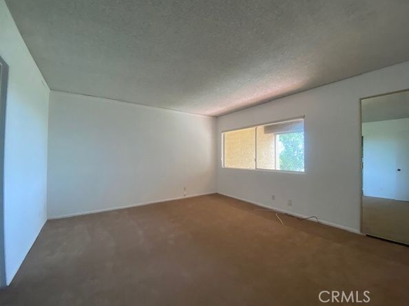 7738 Via Napoli 50, Burbank CA 91504
