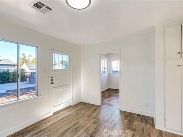 10335 Scoville Avenue, Sunland (los Angeles) CA 91040