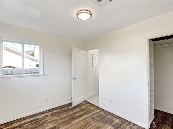 10335 Scoville Avenue, Sunland (los Angeles) CA 91040