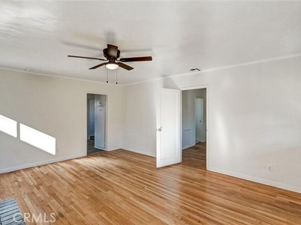 10335 Scoville Avenue, Sunland (los Angeles) CA 91040