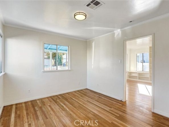 10335 Scoville Avenue, Sunland (los Angeles) CA 91040