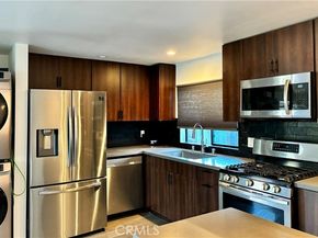 20422 Schoenborn, Winnetka (los Angeles) CA 91306