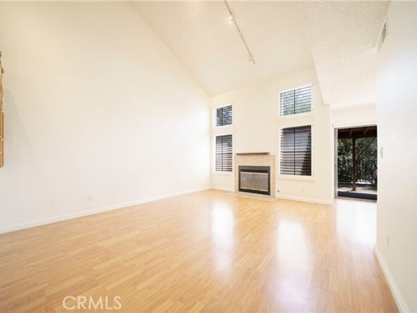 9148 Tujunga Canyon Boulevard, Tujunga (los Angeles) CA 91042
