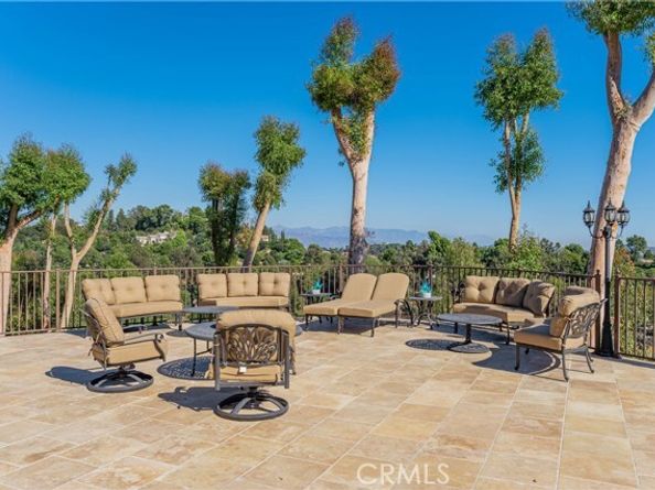 15464 Duomo Via Street, Los Angeles CA 90077