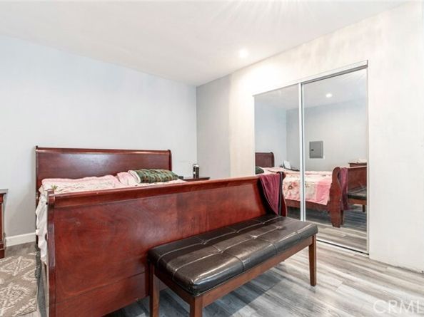 11024 Peoria Street, Sun Valley (los Angeles) CA 91352