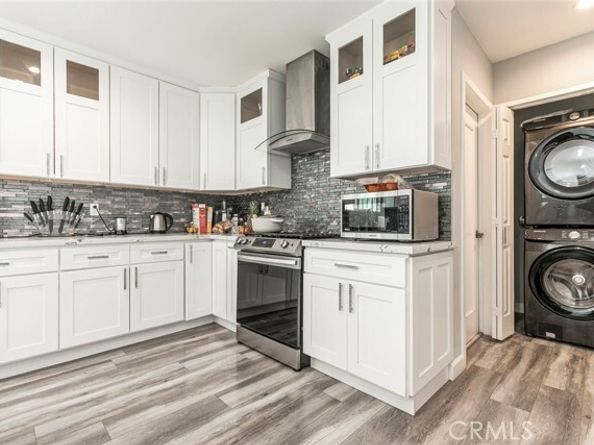 11024 Peoria Street, Sun Valley (los Angeles) CA 91352
