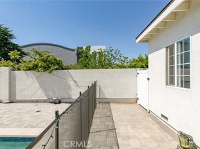 11024 Peoria Street, Sun Valley (los Angeles) CA 91352