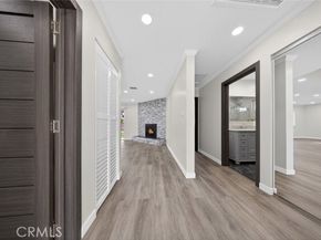 15753 Cohasset Street, Van Nuys (los Angeles) CA 91406