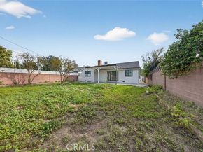 15753 Cohasset Street, Van Nuys (los Angeles) CA 91406