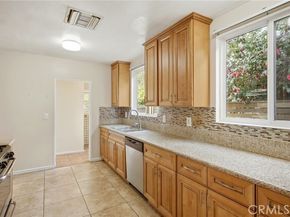 7108 Mammoth, Van Nuys (los Angeles) CA 91405