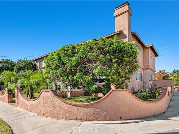 13001 Debby Street, Los Angeles CA 91401