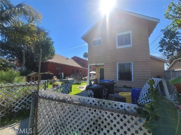 632 E 45th, Los Angeles CA 90011