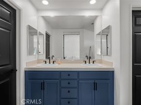 13372 Hyland, Sylmar (los Angeles) CA 91342