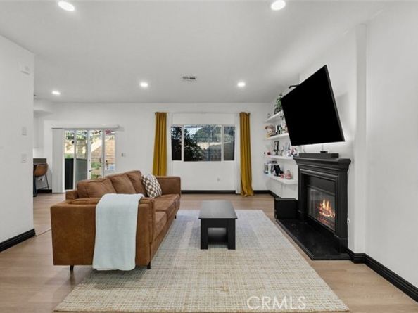 13372 Hyland, Sylmar (los Angeles) CA 91342