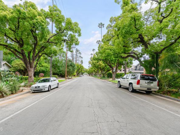 155 N Bonnie Avenue, Pasadena CA 91106