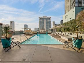 849 S Broadway M11, Los Angeles CA 90014