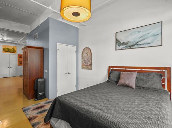 849 S Broadway M11, Los Angeles CA 90014