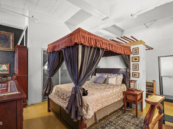 849 S Broadway M11, Los Angeles CA 90014
