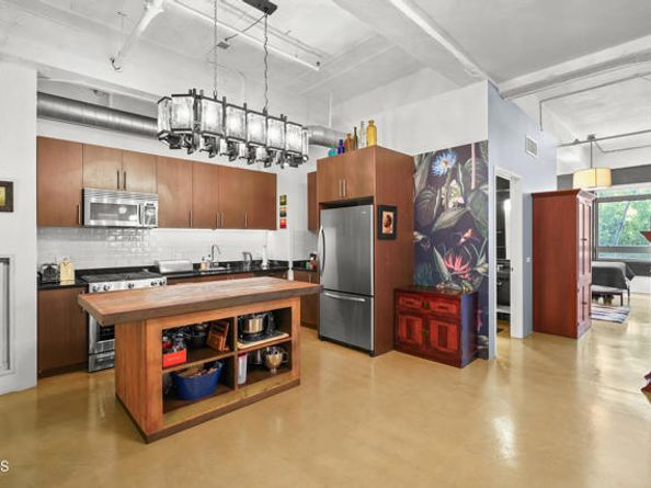 849 S Broadway M11, Los Angeles CA 90014