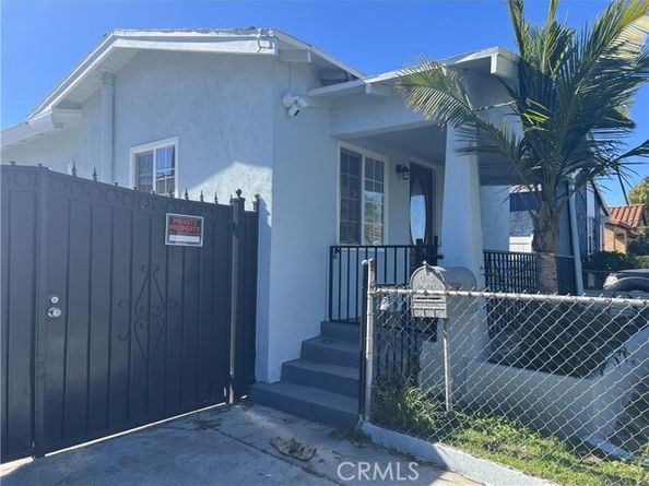 1612 W 71st, Los Angeles CA 90047