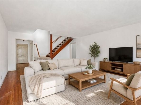 3672 Hackett, Long Beach CA 90808