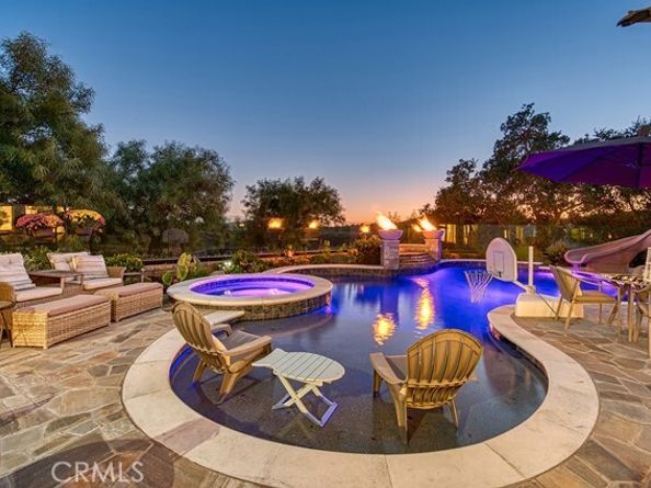 118 Vela Court, Laguna Hills CA 92679