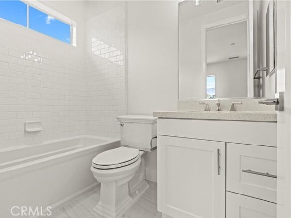 1186 Viejo Hills Dr, Lake Forest (el Toro) CA 92610