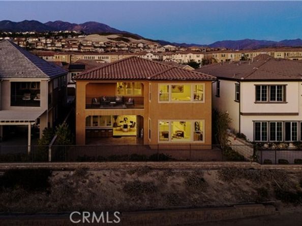 1186 Viejo Hills Dr, Lake Forest (el Toro) CA 92610
