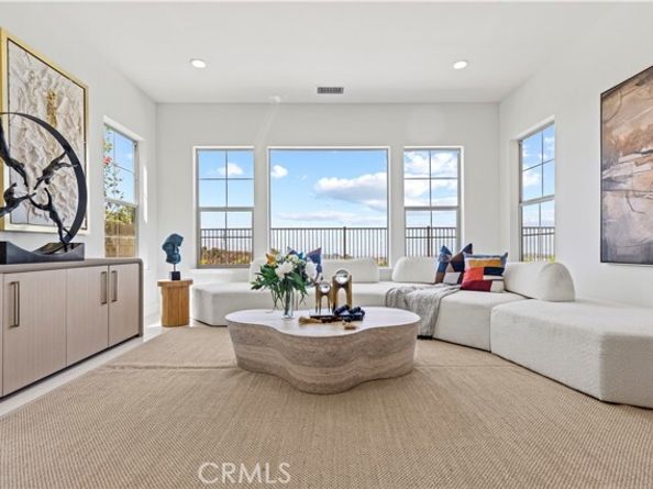 1186 Viejo Hills Dr, Lake Forest (el Toro) CA 92610