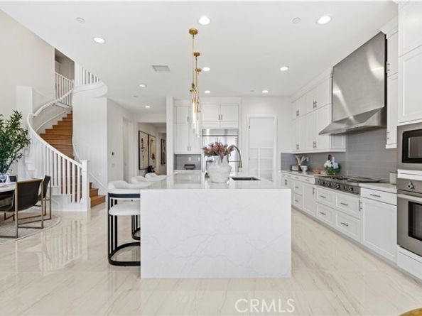 1186 Viejo Hills Dr, Lake Forest (el Toro) CA 92610