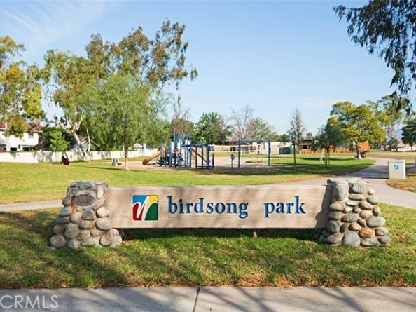 565 Springbrook, Irvine CA 92614