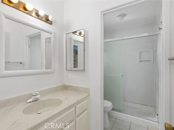 565 Springbrook, Irvine CA 92614