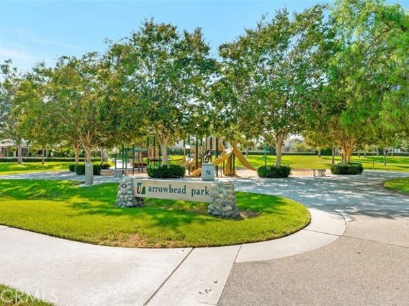565 Springbrook, Irvine CA 92614