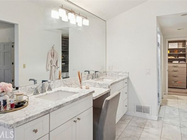 31991 Viapavo Real, Laguna Hills CA 92679