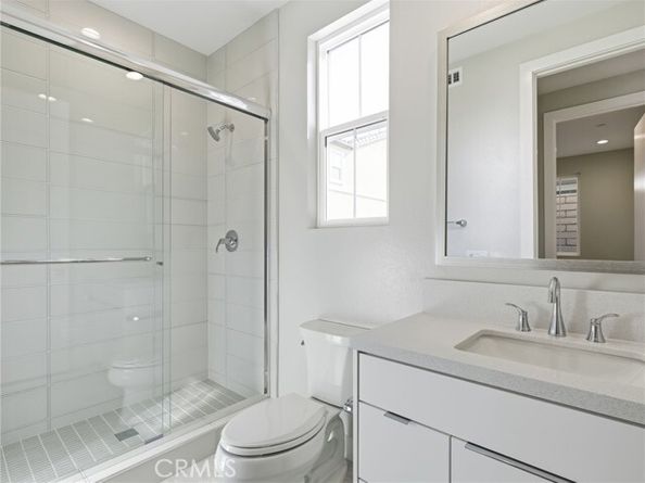 101 Red Oak, Lake Forest (el Toro) CA 92630