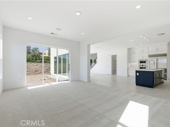 101 Red Oak, Lake Forest (el Toro) CA 92630