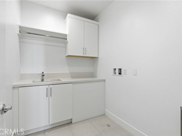 101 Red Oak, Lake Forest (el Toro) CA 92630