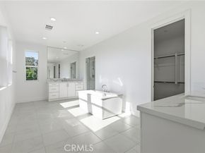 101 Red Oak, Lake Forest (el Toro) CA 92630