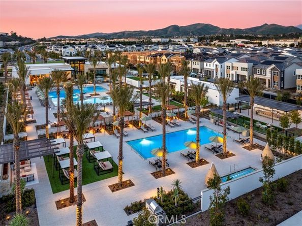 101 Red Oak, Lake Forest (el Toro) CA 92630