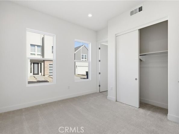 101 Red Oak, Lake Forest (el Toro) CA 92630