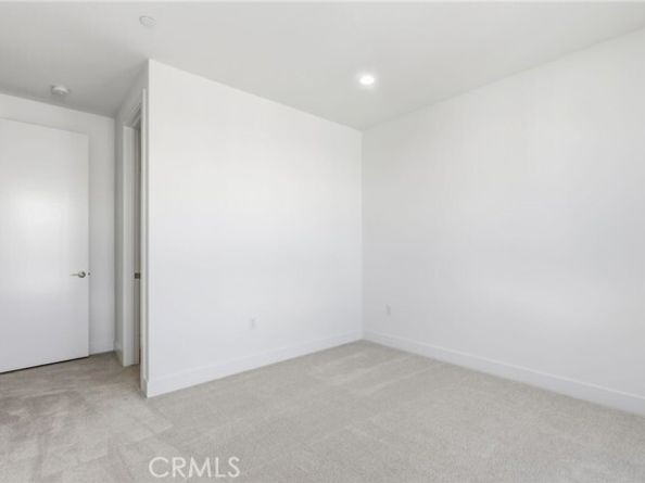 101 Red Oak, Lake Forest (el Toro) CA 92630