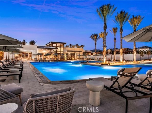 101 Red Oak, Lake Forest (el Toro) CA 92630