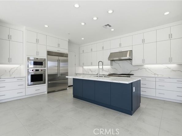 101 Red Oak, Lake Forest (el Toro) CA 92630