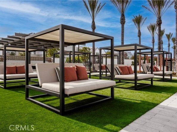 101 Red Oak, Lake Forest (el Toro) CA 92630