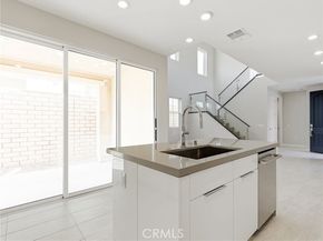 101 Red Oak, Lake Forest (el Toro) CA 92630